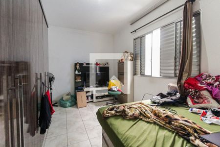 Suíte 1 de casa à venda com 2 quartos, 150m² em Vila Carmosina, São Paulo