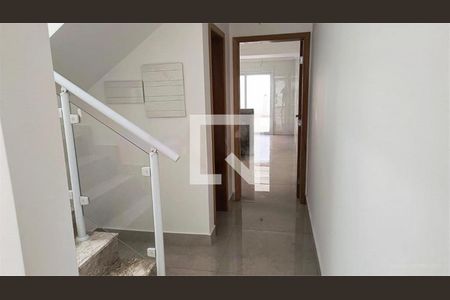 Casa à venda com 3 quartos, 145m² em Umuarama, Osasco