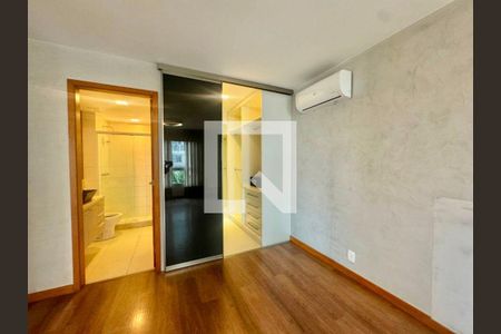 Apartamento à venda com 4 quartos, 150m² em Charitas, Niterói