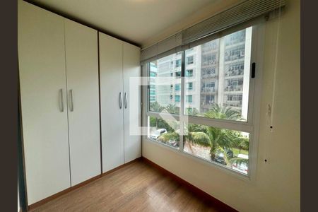 Apartamento à venda com 4 quartos, 150m² em Charitas, Niterói