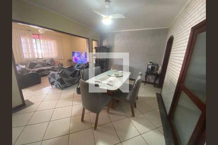 Casa à venda com 3 quartos, 240m² em Engenho do Mato, Niterói