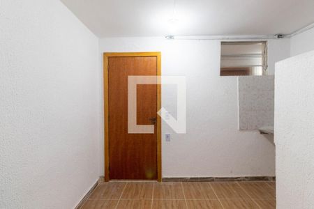 Quarto de casa de condomínio para alugar com 1 quarto, 15m² em Brás, São Paulo