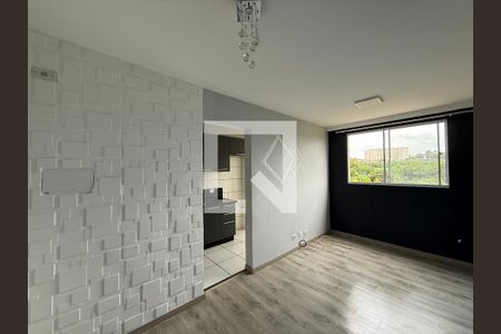 Sala de apartamento para alugar com 2 quartos, 52m² em Jardim Casa Branca, Suzano