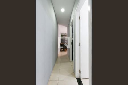 Corredor / Quartos  de apartamento para alugar com 2 quartos, 40m² em Cidade Antônio Estêvão de Carvalho, São Paulo