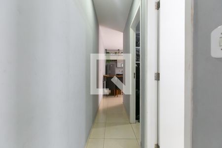 Corredor / Quartos  de apartamento para alugar com 2 quartos, 40m² em Cidade Antônio Estêvão de Carvalho, São Paulo