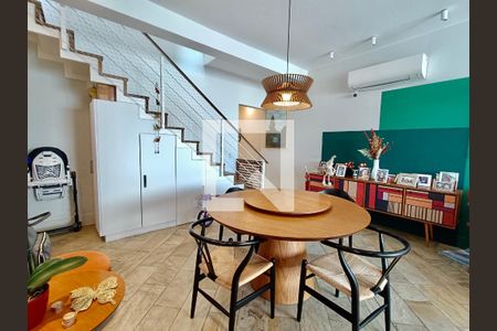 Sala de casa de condomínio à venda com 4 quartos, 188m² em Copacabana, Rio de Janeiro