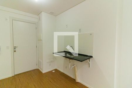 Sala / Cozinha de apartamento para alugar com 1 quarto, 25m² em Água Branca, São Paulo