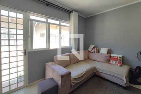 Sala de Estar de apartamento à venda com 2 quartos, 85m² em Swift, Campinas