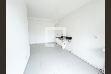 Sala/Cozinha de apartamento para alugar com 2 quartos, 40m² em Socorro, São Paulo