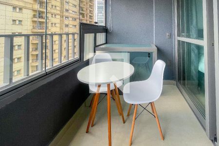 Varanda de kitnet/studio para alugar com 1 quarto, 32m² em Cerqueira César, São Paulo