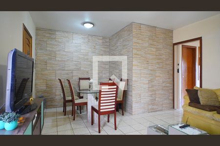 Sala de casa à venda com 3 quartos, 167m² em Jardim Carvalho, Porto Alegre