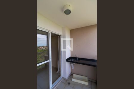 Sacada de apartamento para alugar com 3 quartos, 62m² em Jardim Ipaussurama, Campinas