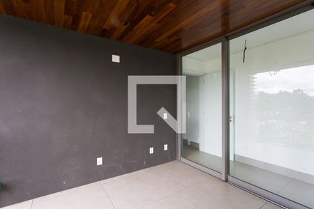 varanda de apartamento à venda com 1 quarto, 84m² em Cidade Jardim, São Paulo