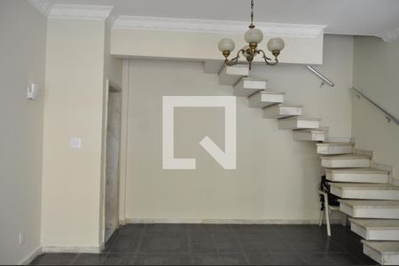 Sala de casa de condomínio à venda com 4 quartos, 180m² em Lins de Vasconcelos, Rio de Janeiro