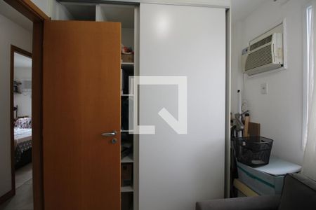 Quarto 1 de apartamento para alugar com 3 quartos, 75m² em Jacarepaguá, Rio de Janeiro