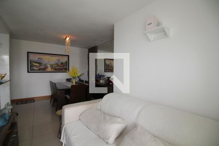 Sala de apartamento para alugar com 3 quartos, 75m² em Jacarepaguá, Rio de Janeiro