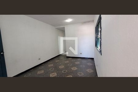 Casa para alugar com 1 quarto, 60m² em Jardim Luciana, Itaquaquecetuba