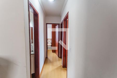 Corredor de apartamento à venda com 4 quartos, 70m² em Sagrada Família, Belo Horizonte