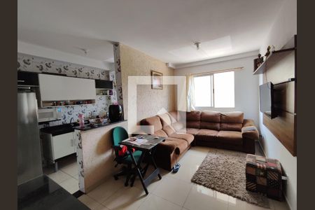 Sala de apartamento para alugar com 2 quartos, 46m² em Vila Correa, Ferraz de Vasconcelos