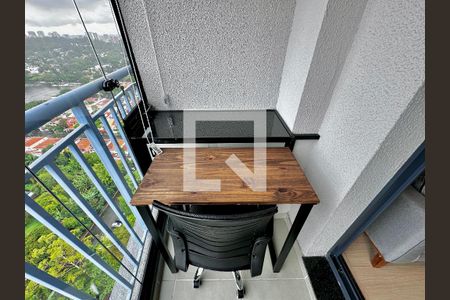 Sala de kitnet/studio para alugar com 1 quarto, 27m² em Santo Amaro, São Paulo