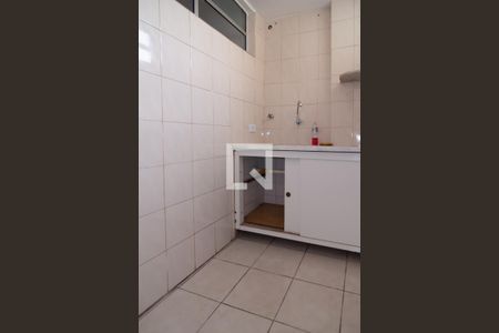 Cozinha de kitnet/studio para alugar com 0 quarto, 30m² em Bela Vista, São Paulo