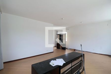 Sala 2 de casa para alugar com 5 quartos, 300m² em Vila Ligya, Guarujá