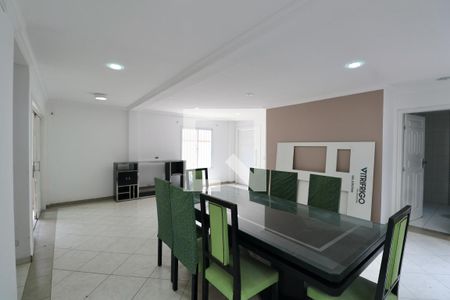 Sala de casa para alugar com 5 quartos, 300m² em Vila Ligya, Guarujá