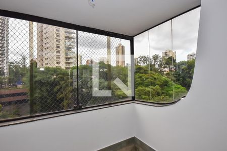 Varanda de apartamento à venda com 4 quartos, 176m² em Morumbi, São Paulo