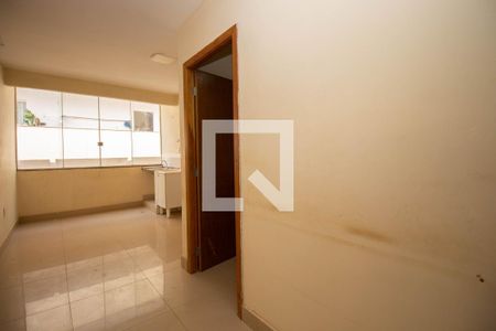 Sala de apartamento para alugar com 2 quartos, 55m² em Setor Habitacional Vicente Pires, Brasília