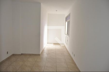 Sala de apartamento para alugar com 2 quartos, 69m² em São Francisco Xavier, Rio de Janeiro