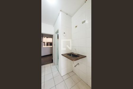 Cozinha de apartamento à venda com 1 quarto, 30m² em Vila Lidia, Campinas