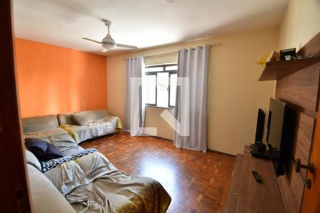 Sala de casa para alugar com 3 quartos, 150m² em Cambuí, Campinas