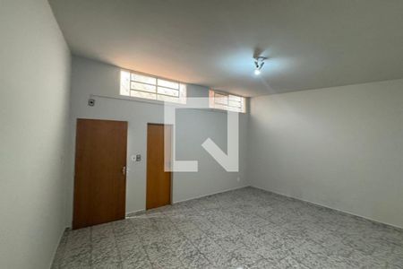 Sala - Dormitório de kitnet/studio para alugar com 1 quarto, 25m² em Jardim Sumare, Ribeirão Preto