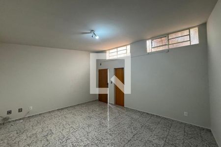 Sala - Dormitório de kitnet/studio para alugar com 1 quarto, 25m² em Jardim Sumare, Ribeirão Preto