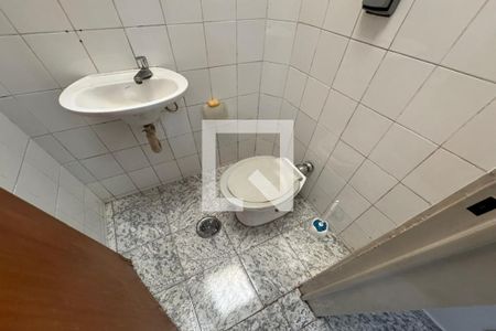 Banheiro Social de kitnet/studio para alugar com 1 quarto, 25m² em Jardim Sumare, Ribeirão Preto