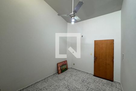 Sala - Dormitório de kitnet/studio para alugar com 1 quarto, 25m² em Jardim Sumare, Ribeirão Preto