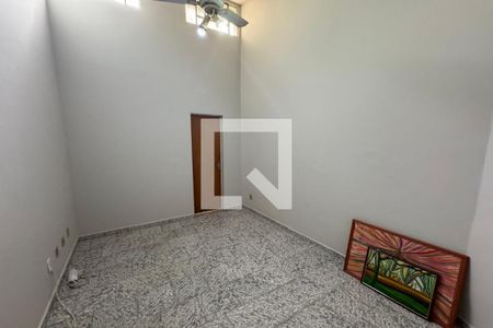 Sala - Dormitório de kitnet/studio para alugar com 1 quarto, 25m² em Jardim Sumare, Ribeirão Preto