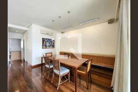 Apartamento à venda com 3 quartos, 262m² em Vila Nova Conceição, São Paulo