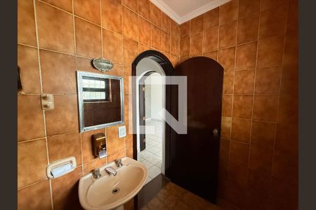 Lavabo de casa para alugar com 4 quartos, 168m² em Vila Costa, Suzano