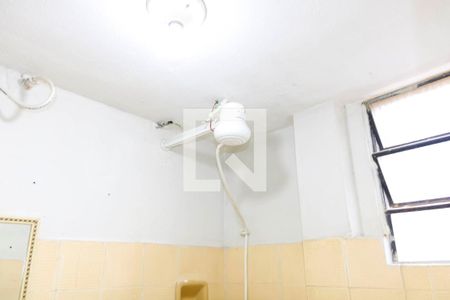 Banheiro de apartamento para alugar com 1 quarto, 25m² em Encantado, Rio de Janeiro