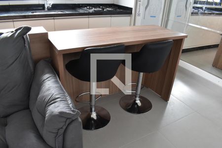 Sala/Cozinha de kitnet/studio para alugar com 1 quarto, 27m² em Cajuru, Curitiba