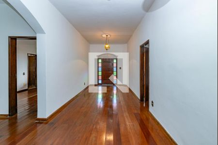 Sala 1 de casa para alugar com 2 quartos, 90m² em Aparecida, Belo Horizonte