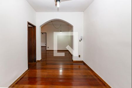 Sala 1 de casa para alugar com 2 quartos, 90m² em Aparecida, Belo Horizonte