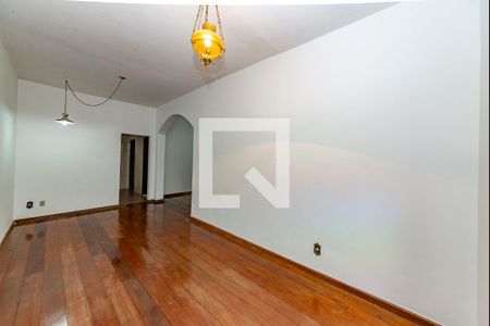 Sala 1 de casa para alugar com 2 quartos, 90m² em Aparecida, Belo Horizonte