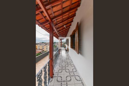 Varanda da Sala de casa para alugar com 2 quartos, 90m² em Aparecida, Belo Horizonte