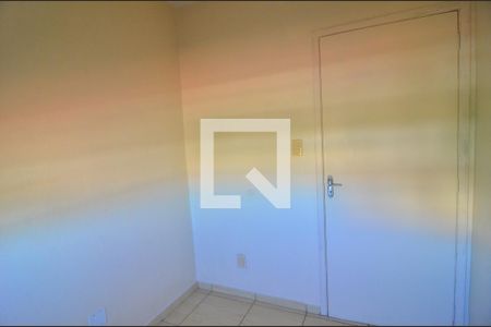 Quarto de apartamento para alugar com 3 quartos, 59m² em Mal. Rondon, Canoas