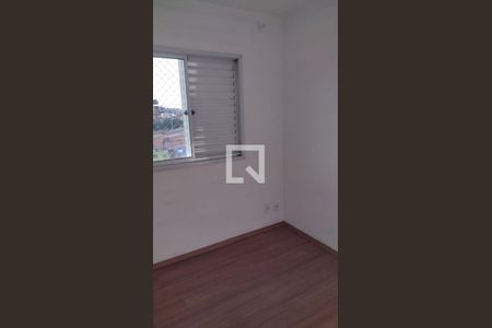 Quarto de apartamento para alugar com 2 quartos, 49m² em Vila da Oportunidade, Carapicuíba