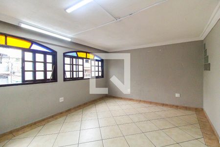 Sala de casa para alugar com 2 quartos, 80m² em Itaquera, São Paulo