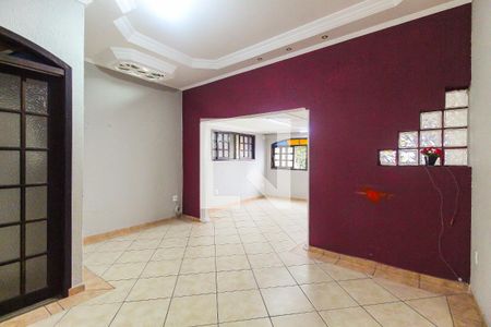 Sala de casa para alugar com 2 quartos, 80m² em Itaquera, São Paulo