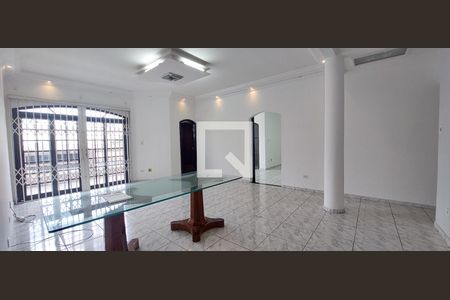 Sala de casa para alugar com 3 quartos, 230m² em Utinga, Santo André